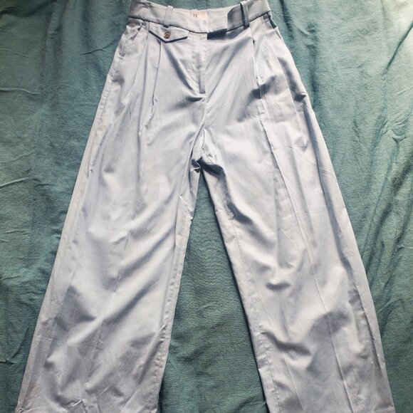 Banana Republic Carmel Pleated Wide Leg Pant - Blue - 2/4 Petite - Picture 4 of 4